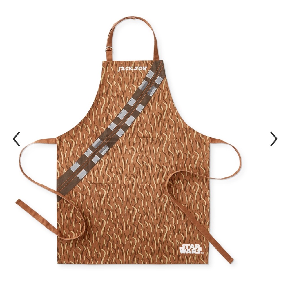 Williams Sonoma Star Wars Chewbacca Childs Apron plus 2 kitchen hand towels